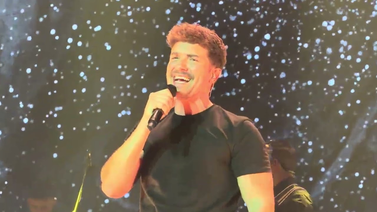 Pablo Alborán-Saturno