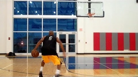 Stephen Curry Set-Up Cross, Behind-Crossover Combo Drive Pt. 1 | Dre Baldwin