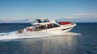 BAVARIA VIDA 33  BAVARIA'S brand new day cruiser