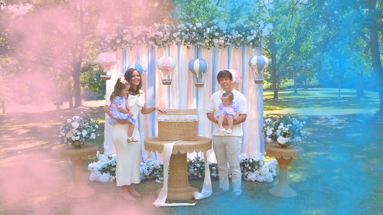 OFFICIAL GENDER REVEAL! | Taylor & Soph