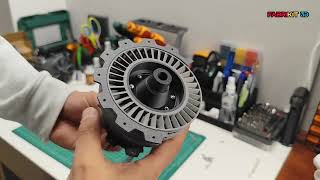 Montaje de prototipo de motor turbojet impreso en 3D
