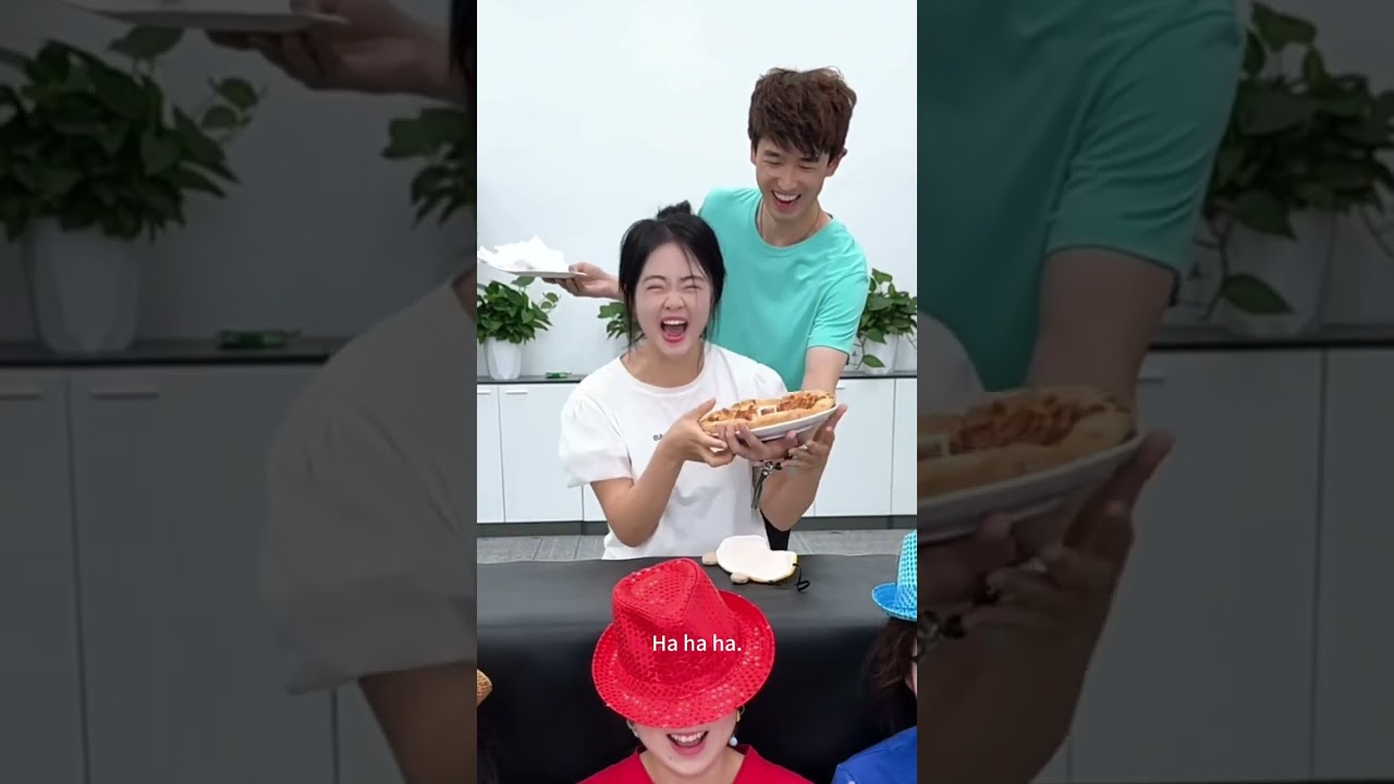 爆笑辦公室 帽子配對，哈哈哈哈 #搞笑 #辦公室搞笑  #沙雕劇情 #funny