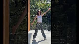 Victoria dancing Roof on Fire
