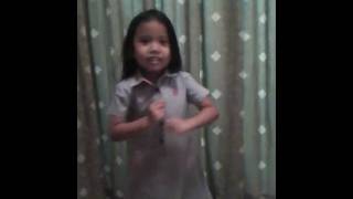 Singing & Cheering Avi - From Hi 5