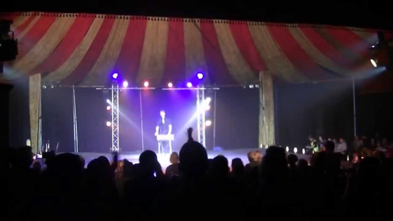 Ricochet Circus Stage Performance Reel 2014 - YouTube