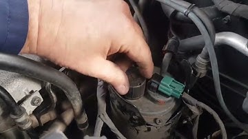 Ssangyong Musso - How To Bleed A Diesel Fuel System When It Is Totally Dry.