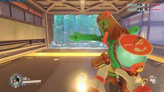 Honeydew Mei Gold Gun In-Game | Overwatch Anniversary 2019