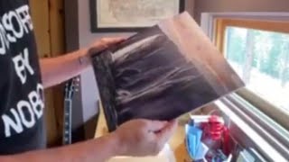 Pearl Jam: Jeff Ament Gigaton Unboxing (2020)