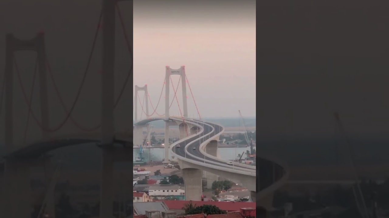 Maior ponte suspensa de Moçambique/Maputo