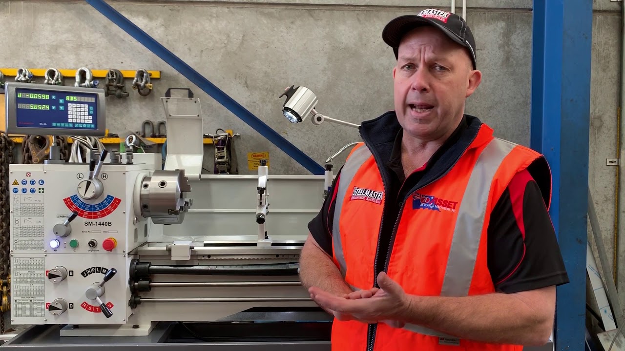 SM-1440B. Centre Lathe Steelmaster. 51mm Bore, 1000mm Centres, 356mm Swing.