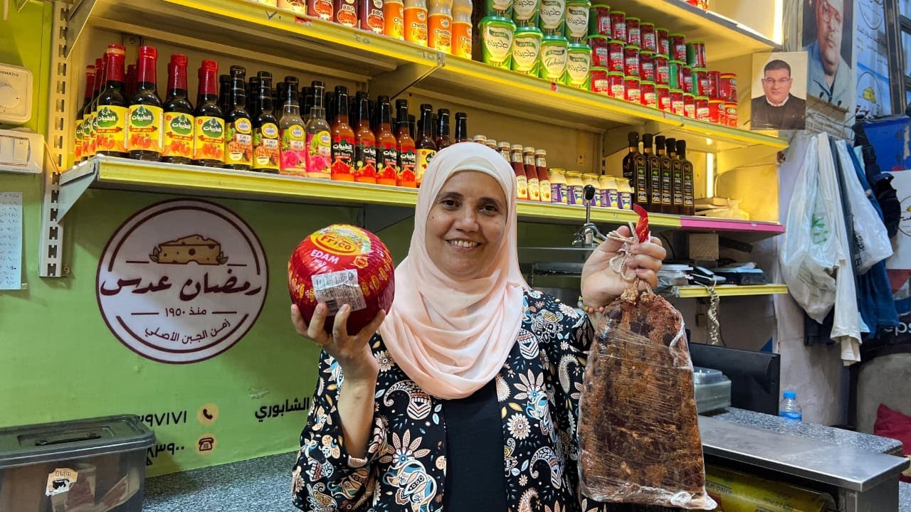 اشهر و انضف بقال لبيع منتجات الألبان والجبن💥في بين الصوريين في الموسكي من سنة ١٩٥٠😱وازي تروحوا هناك