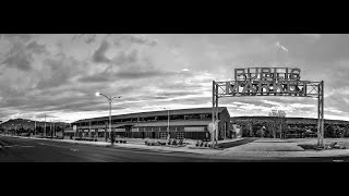 Fall flight at Pybus Public Market, Wenatchee, WA