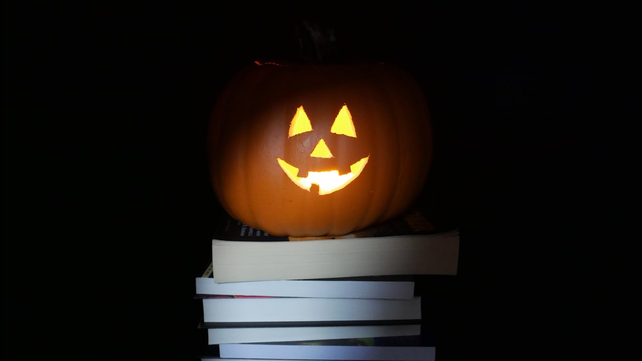 Halloween Reads 2022 | Horror Book Recommendations for Halloween