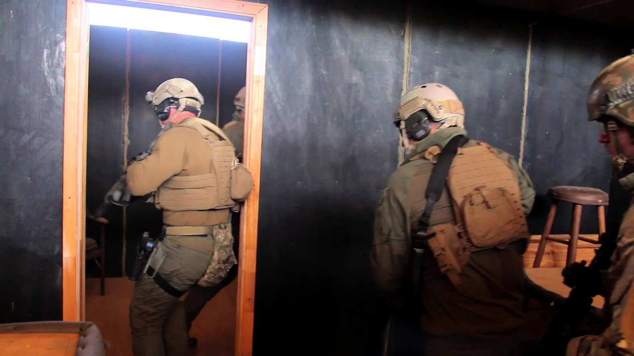 Ronin Combat Strategies : 5 Man CQB