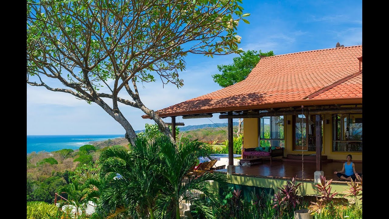 Jungle Sanctuary: Yoga and Healing in Costa Rica's Wellness Retreat