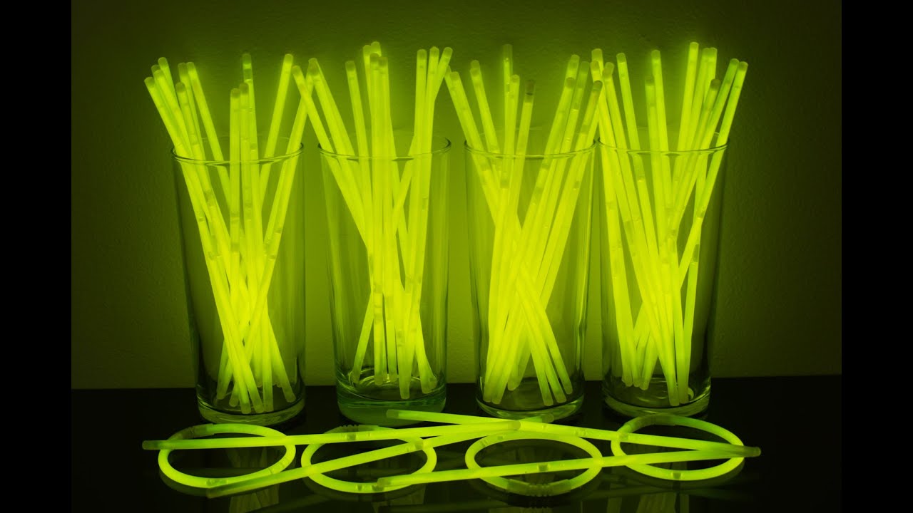 8” Glow Stick Glow In The Dark PINK /& GREEN /& BLUE/& YELLOW WANDS NEW Set//4
