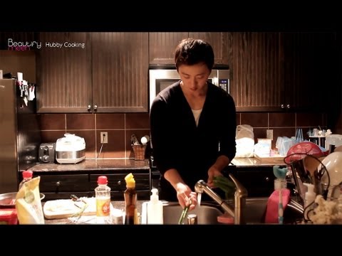 Hubby Cooking ♥ Korean Marinated Pork 제육볶음
