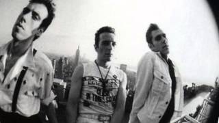 The Clash - Radio One (RARE)