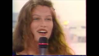Laetitia Casta à NPA (12 mai 1999)