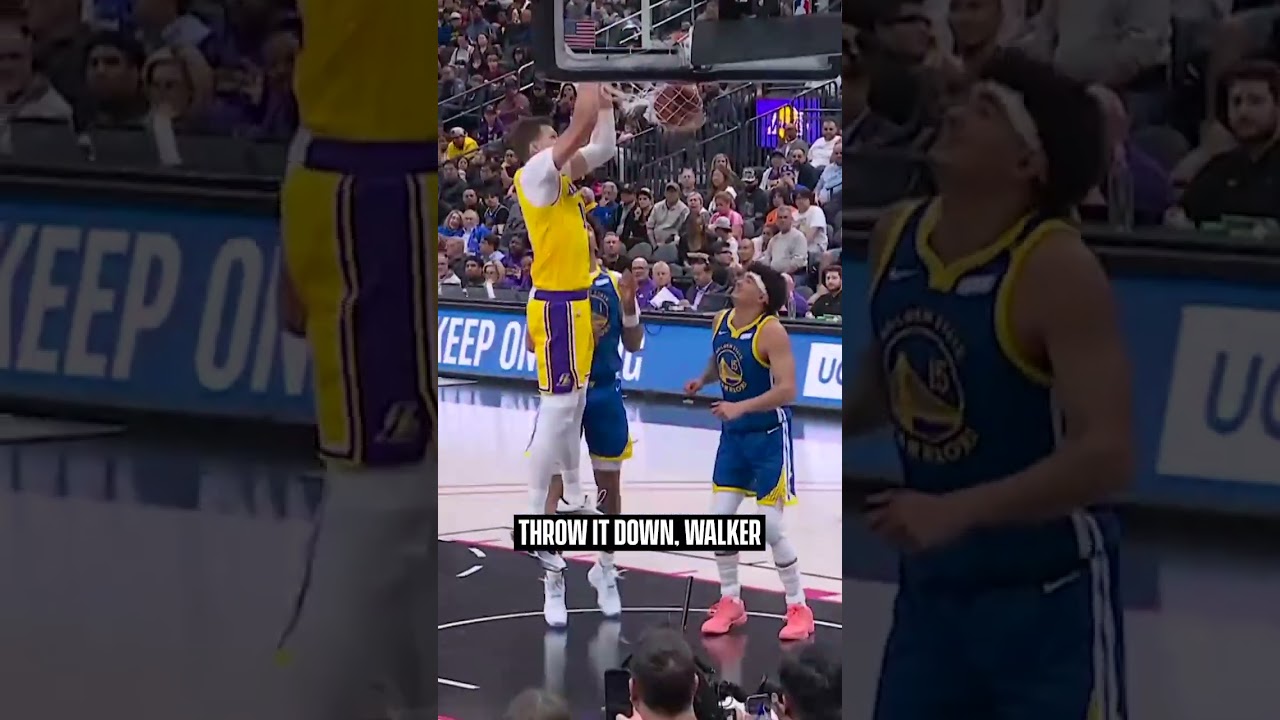 Walker with the PUTBACK #lakers