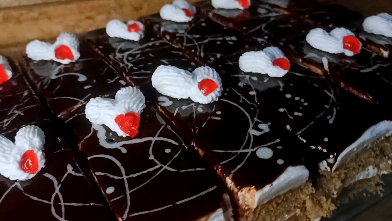 دسته جاتوه 🥧شغل فاخر من الآخر👌 الكل انبهر من جمالها وحلاوتها😍 بكوبايه كريمه واحده بس