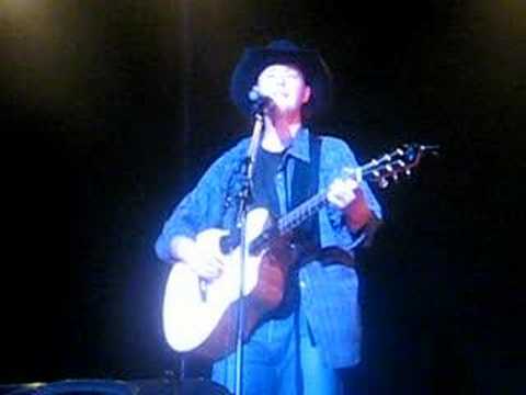 Paul Brandt Singing Live Now in Regina