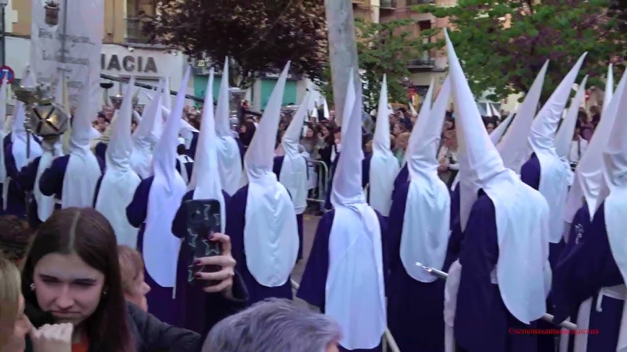 Cofradía del Descendimiento  Jueves Santo  2025 procesión del descendimiento zaragoza