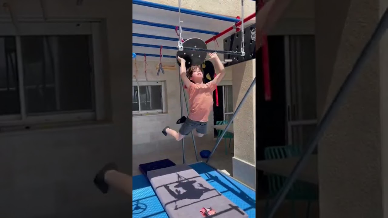Twin vs Twin Kid Ninja Warrior Challenge
