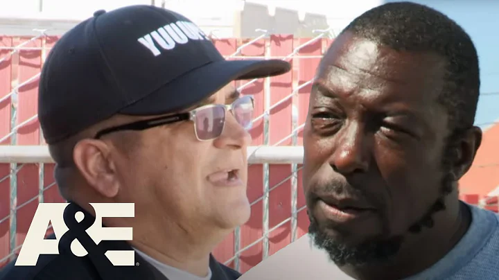 Storage Wars: Top AUCTION Moments - Dave vs. Ivy, Barry vs. Mark, Rene vs. Lisa & MORE | A&E