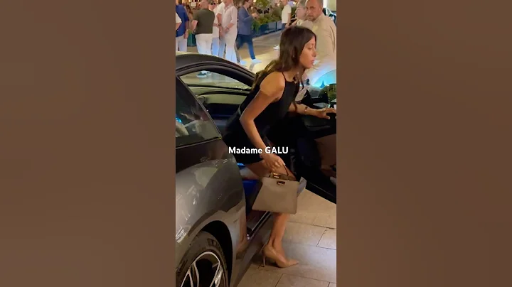 Ferrari Lady arrives at Casino Monaco #shorts #monaco #luxury #luxurylifestyle #girl #beautiful