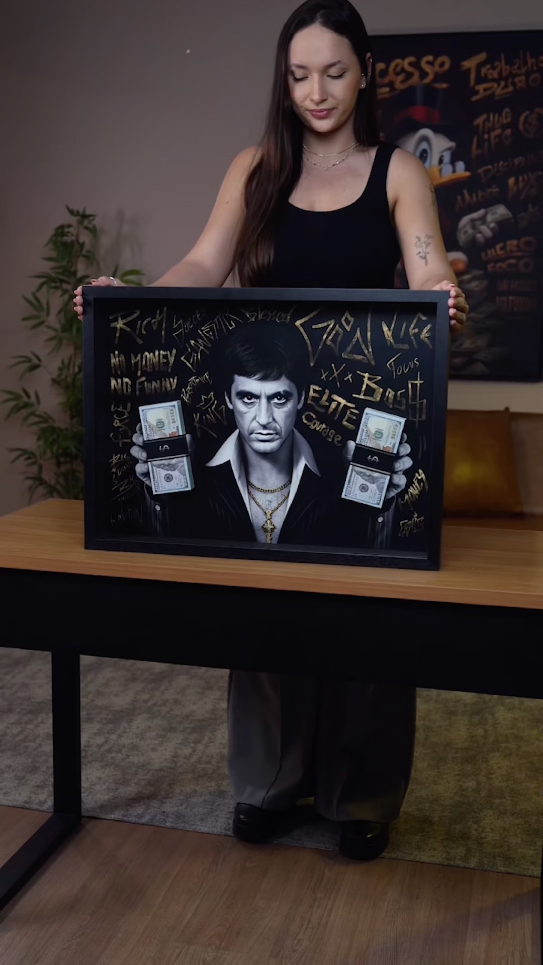 Depoimento de Quadros Decorativos em vídeo