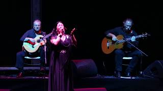 Video thumbnail of "Maria da Saudade, "Fado Bailado" - "Minha mãe, nasci fadista""