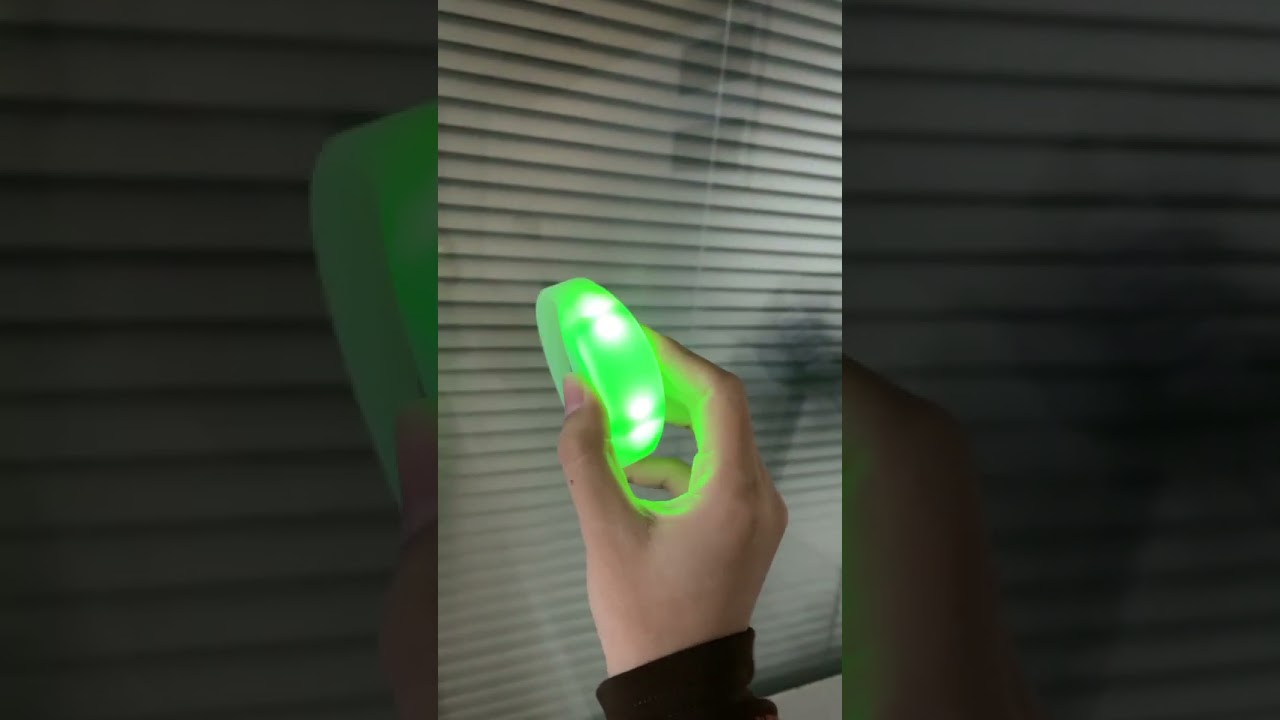 Use Bracelets Light up Your Event| RF Wristbands |LED Bracelets |GFLAI 