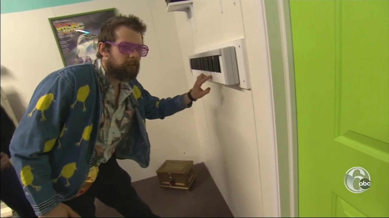 ESCAPE THE 1980S Escape Room Game ABC CHANNEL 6 YouTube