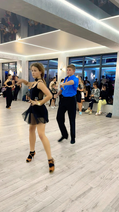 Sofiia🔥🥰🔥🥰#dance #ヲタ芸 #踊ってみた #ダンス #kpop #bts #ゼロ振り #rek #dancer #shortsvideo #shorts #short