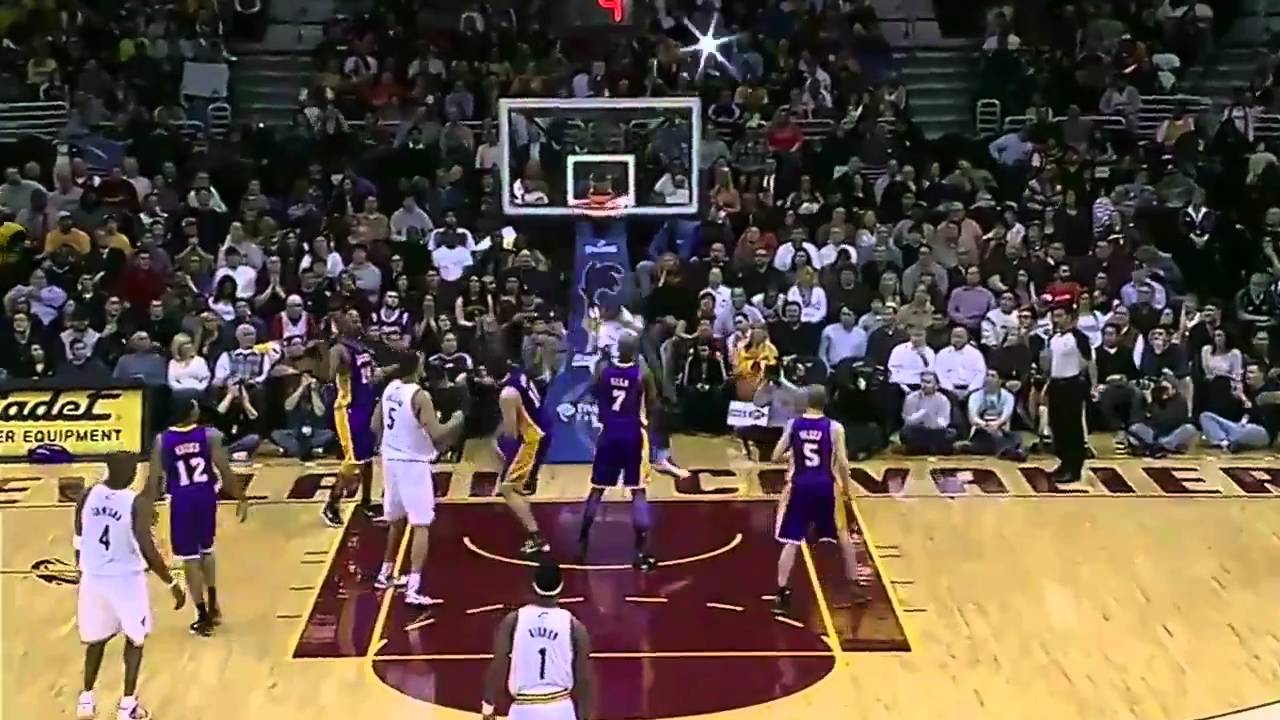 Christian Eyenga sick poster dunk on Pau Gasol (Feb 16)