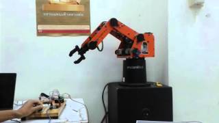 Scorbot-Er Iii Controlled By Arduino