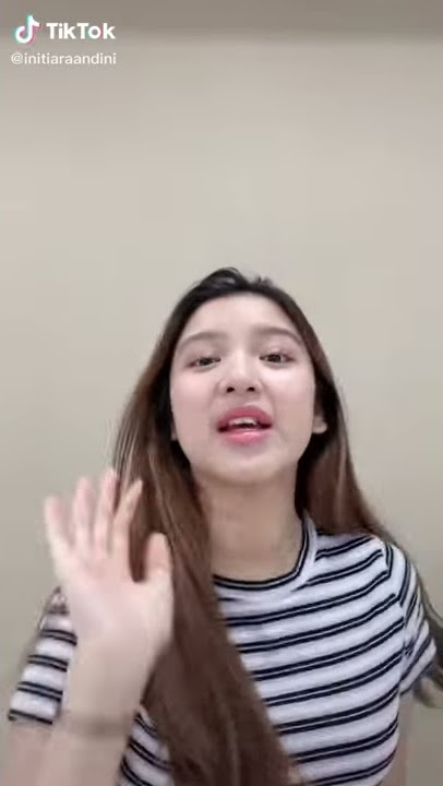 Goyangan TIARA ANDINI Asik Banget ||TIKTOK 30 detik#TIARA