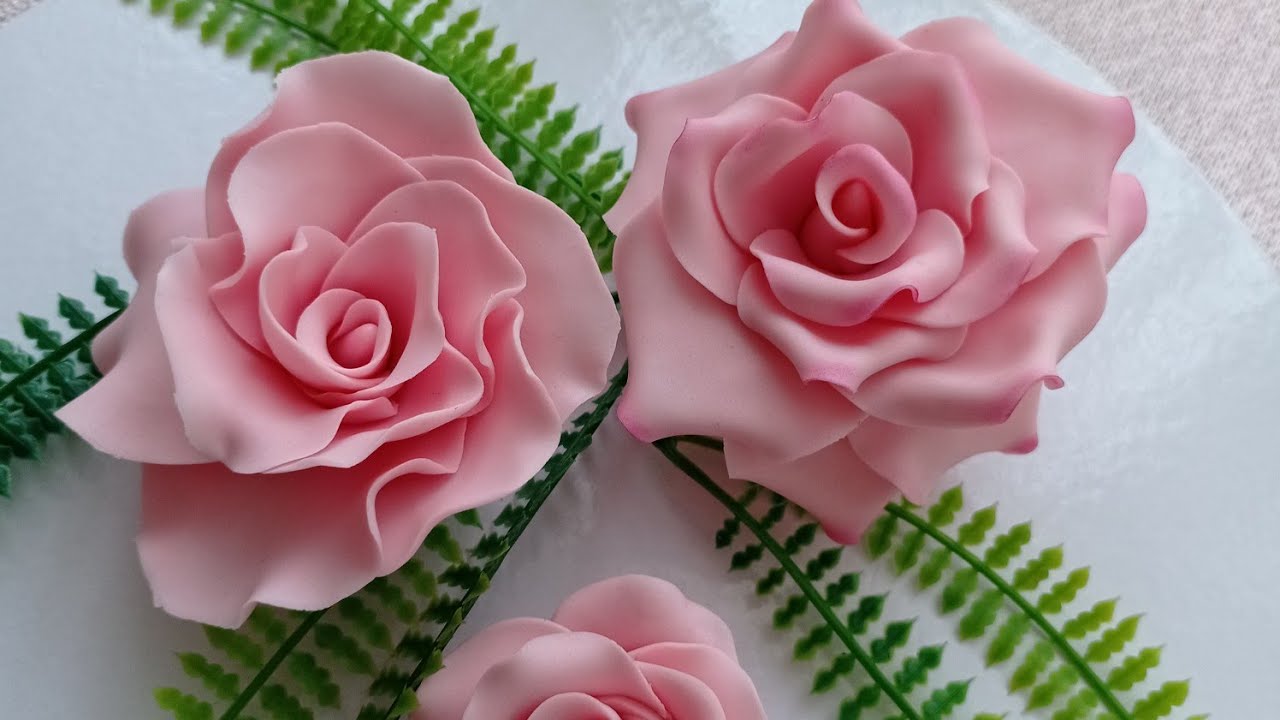 ŞEKER HAMURU ÇİÇEK YAPIMI 🌼🌸 3 farklı kalıp ile yaptım ☺️ #şekerhamuruçiçek #sugarrose #gülyapımı