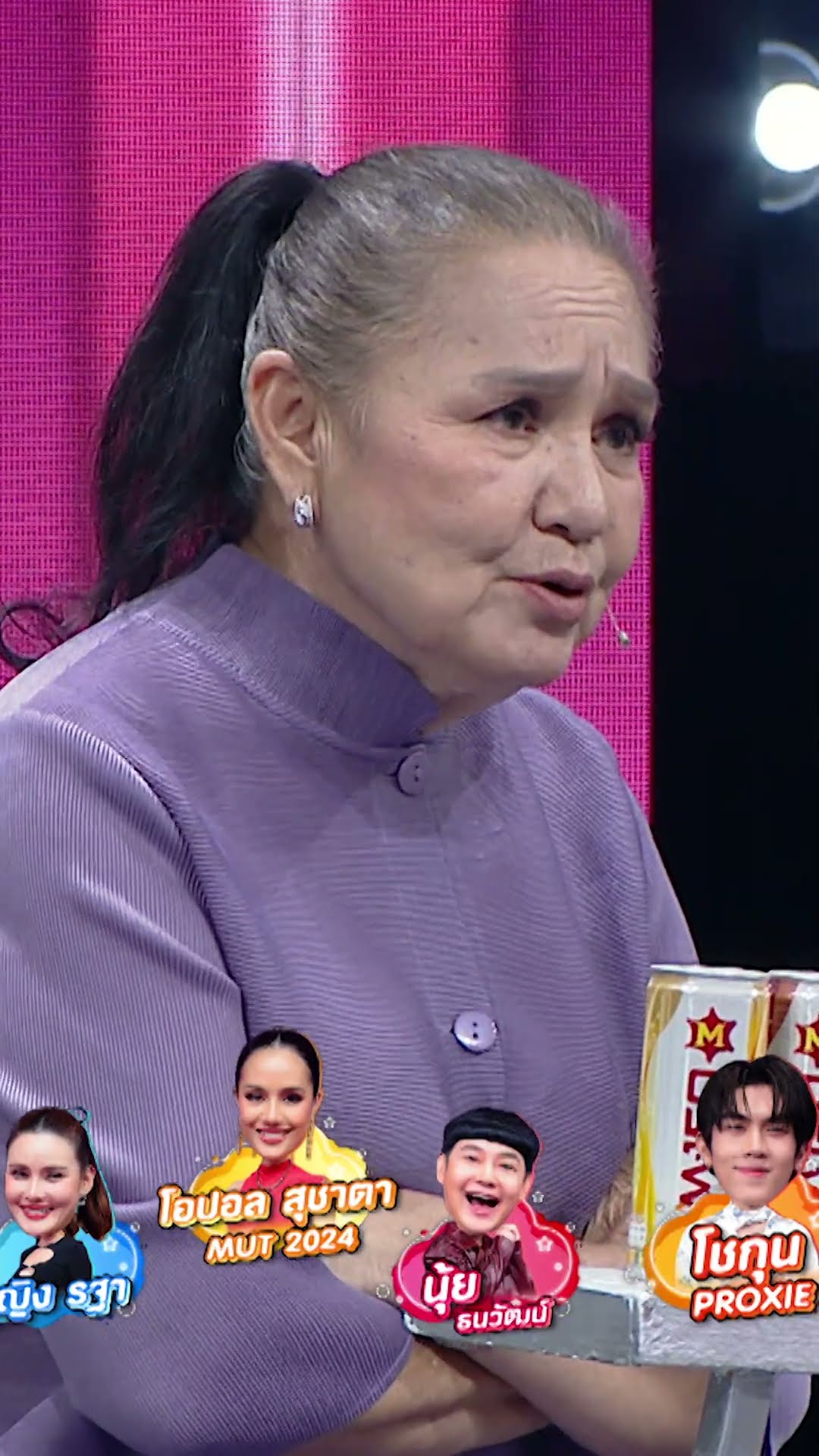 แม่ไม่อยากคุยกับนุ้ย!!!  #ร้องข้ามกำแพง #TheWallSong