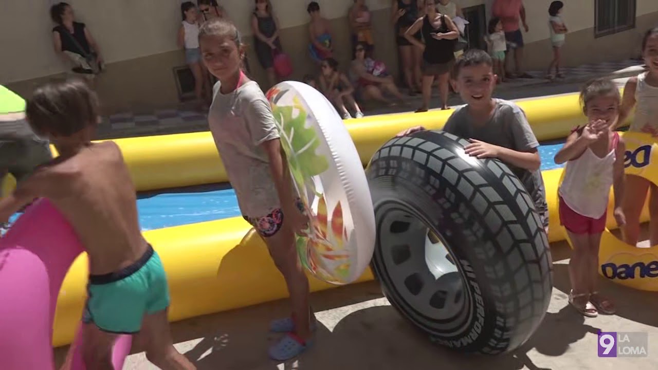Feria de Begíjar de Santiago 2018 · Tobogán acuático 1 Feria de Begíjar de Santiago 2018 · Tobogán acuático