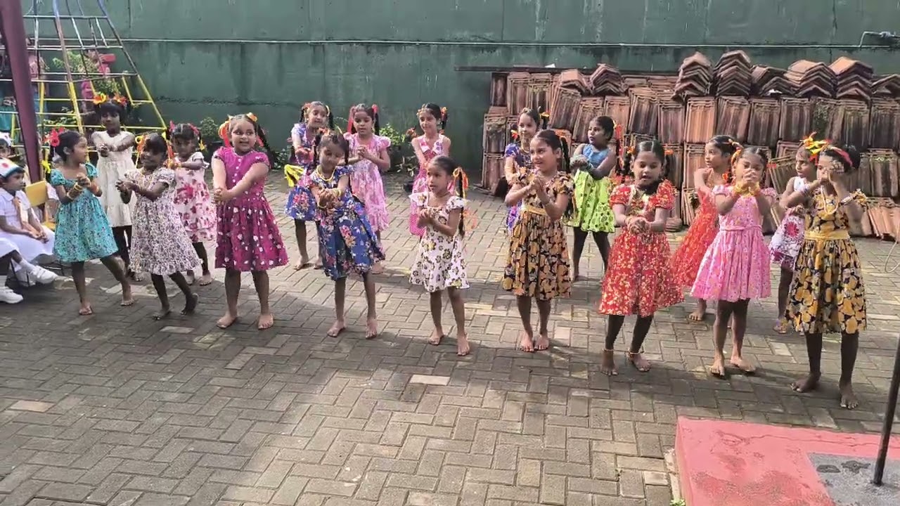 Our first day at School | TKV | ඒත් අතට මේත් අතට පැන පැන යන අපේ හීන