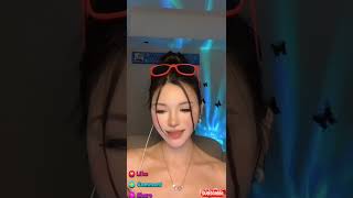 Periscope Stephanie Canadian Girl