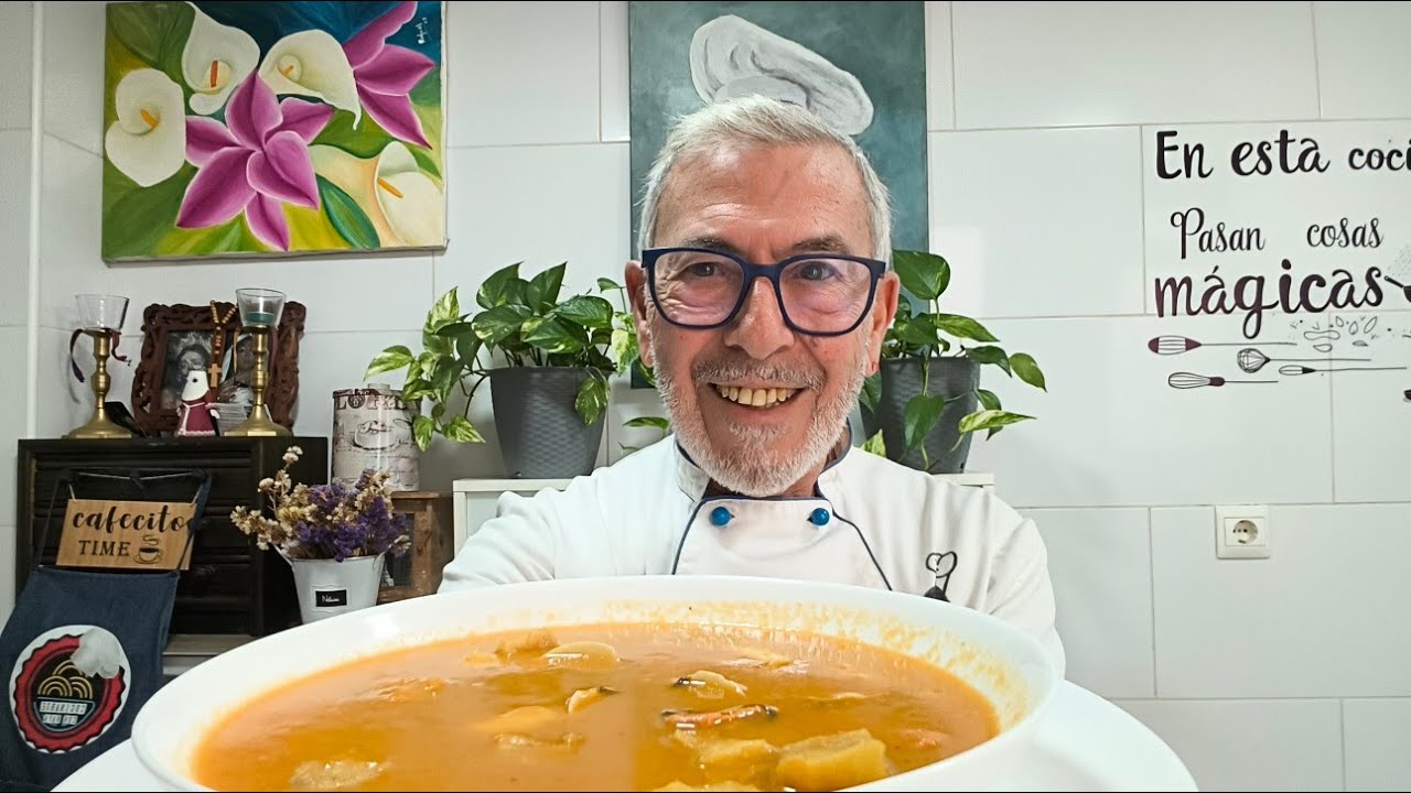 Sopa de marisco ,muy económica y buenísima .