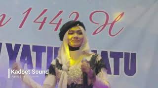 Yatim Piatu cipt. Rhoma Irama Acara hiburan saat Santunan Anak Yatim. Iringan Musik Tembong Prod