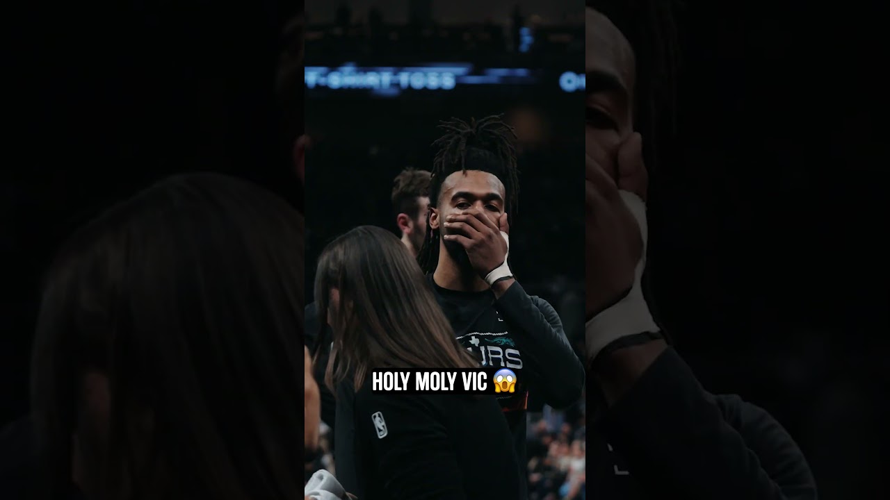 HOLY MOLY WEMBY 👽 #nba #spurs #nbadunkweek #dunk #victorwembanyama