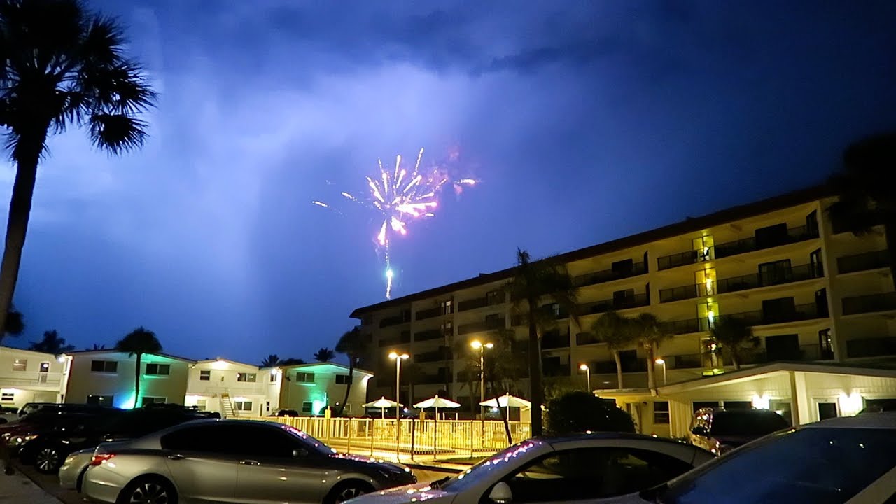 Epic 4th of July at Siesta Key Beach lightning hits fireworks YouTube