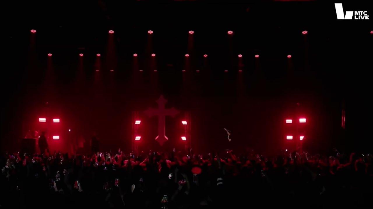 Концерт рэпера. Биг бейби тейп концерт. Big baby tape концерт. Биг бейби тейп влага. Гольф биг бейби тейп.