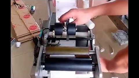 semi auto bottle label applicator round bottles labelling machine video,Halbauto Etikettiermaschine