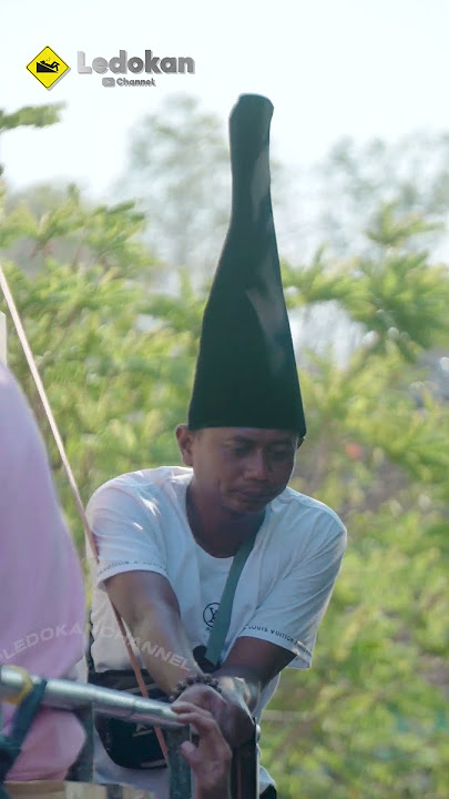 si peci panjang kehausan #shorts